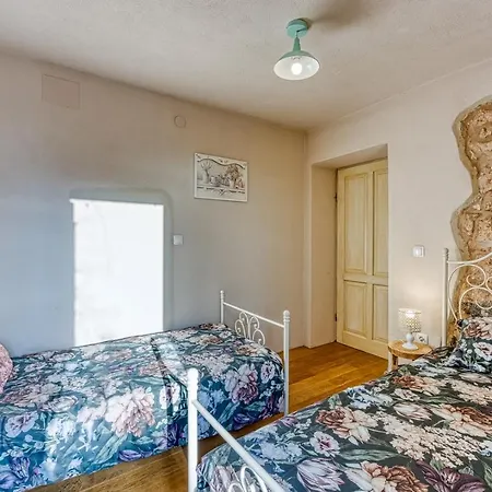 Grmanski Dvori * Kraljevica