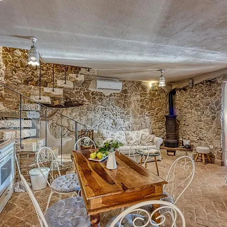 Grmanski Dvori Kraljevica