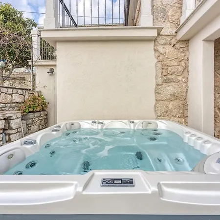 Grmanski Dvori Vila *