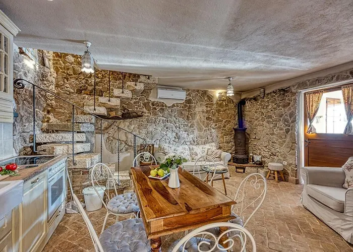 Grmanski Dvori Kraljevica